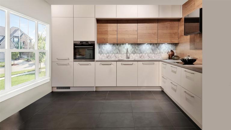 Moderne Küche mit Fronten in Magnolie matt